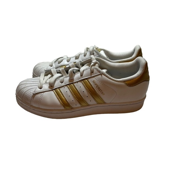 Adidas SuperStar Women Size 4.5 - Picture 3 of 9